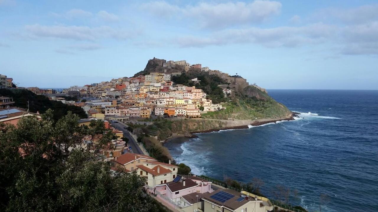 La Tartaruga Spiaggiata - Bilocale Centrale A Pochi Metri Dalla Spiaggia 卡斯特尔萨多 外观 照片